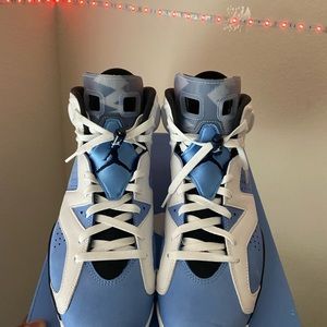 UNC Jordan 6s